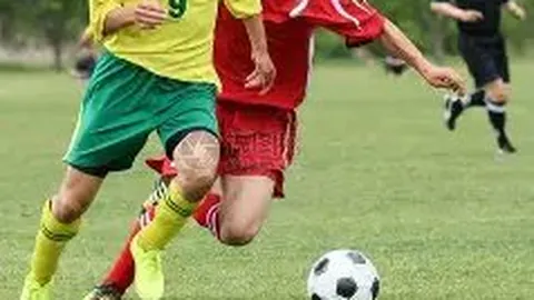 【独家揭秘】内行大揭秘：亚冠幕后人脉风云录，夜幕降临，精彩即将揭晓！